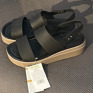 Crocs | Women's Black Brown Brooklyn Low Wedge Sz 10 Never Worn